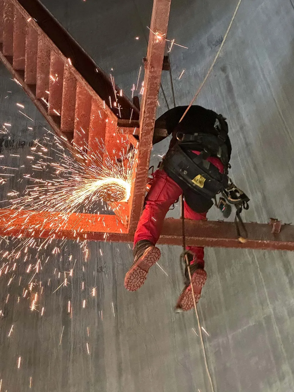Meulage dans un château d'eau